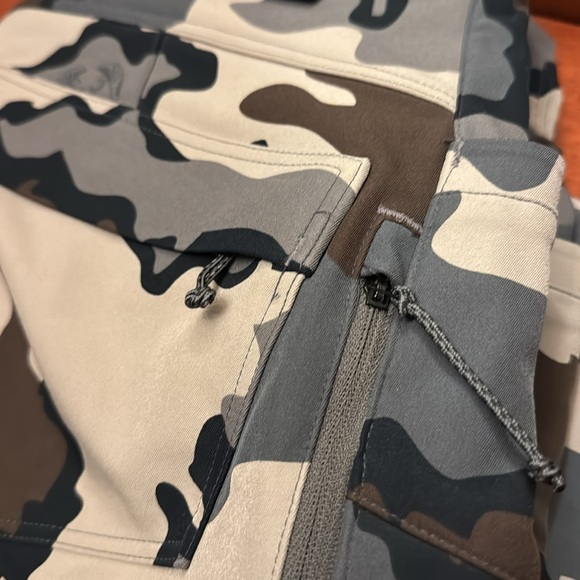 Kuiu Attack Men's Camouflage Pants NWT - Picture 7 of 16